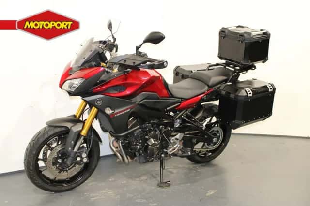 Yamaha Tracer 900 (2017) thumbnail 2