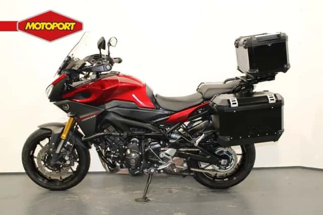 Yamaha Tracer 900 (2017) thumbnail 3
