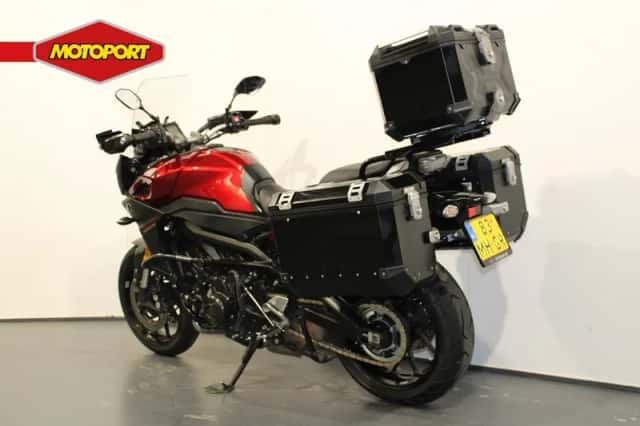 Yamaha Tracer 900 (2017) thumbnail 4