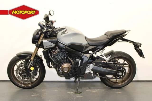 Honda CB 650 RC (2025) thumbnail 3