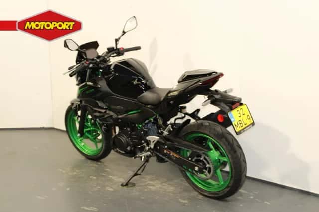 Kawasaki Z 500 SE (2026) thumbnail 4