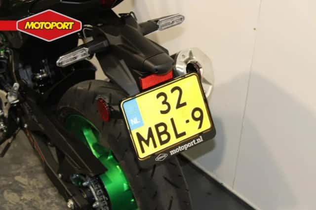 Kawasaki Z 500 SE (2026) thumbnail 5