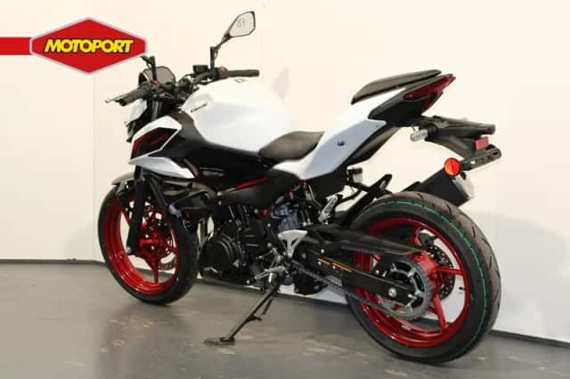 Kawasaki Z 500 SE (2026) thumbnail 4