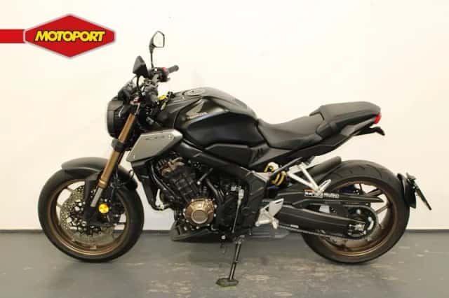 Honda CB650R (2021) thumbnail 3