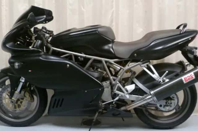 Ducati 750 SS (2002) thumbnail 2