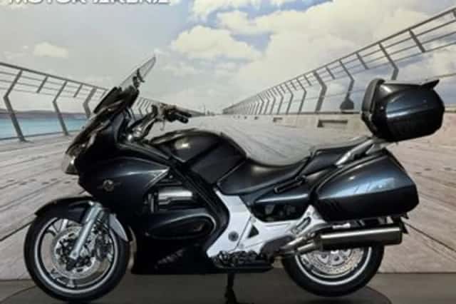 Honda ST 1300 PAN European (2007) thumbnail 2