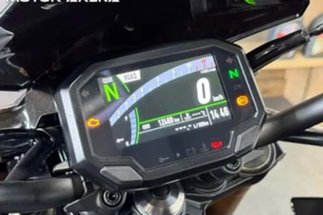 Kawasaki Z900 SE (2023) thumbnail 6