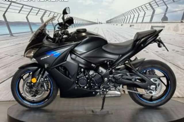 Suzuki GSX S 1000F (2021) thumbnail 3