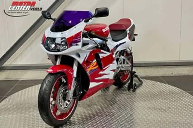 Suzuki GSX-R750 (1997) thumbnail 3