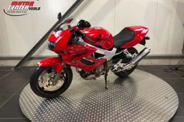 Honda VTR 1000 F Firestorm (2023) thumbnail 4