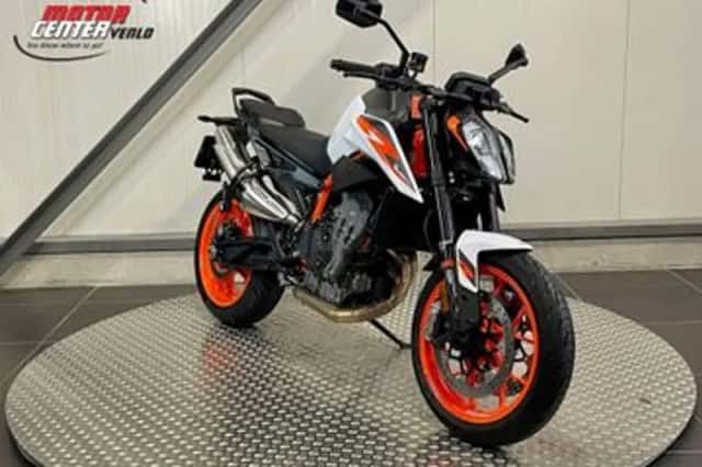 KTM 890 Duke R (2021) thumbnail 4