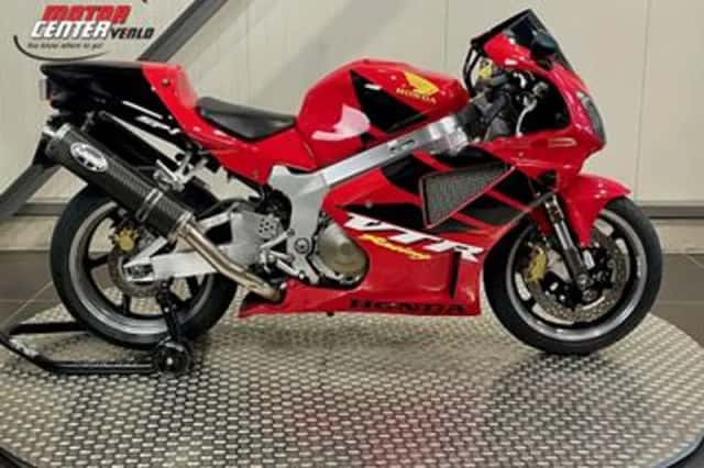Honda VTR 1000 SP 1 (2001) thumbnail 1