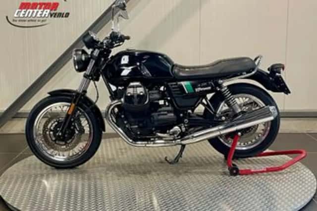 Moto Guzzi V 7 III Special (2017) thumbnail 2