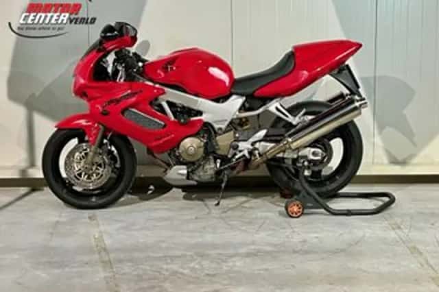 Honda VTR 1000 F Firestorm (2006) thumbnail 2