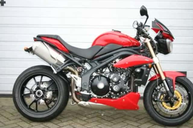 Triumph Speed Triple (2012) thumbnail 1