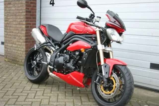 Triumph Speed Triple (2012) thumbnail 2