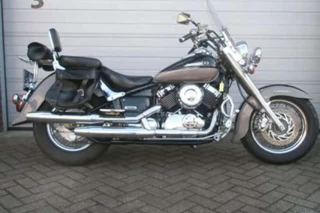 Yamaha XVS 650 A Dragstar Classic (2000) thumbnail 1