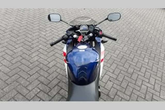 Honda CBR250R (2014) thumbnail 4