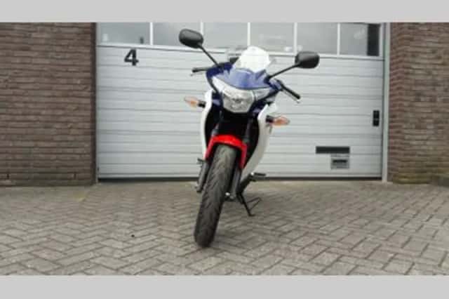 Honda CBR250R (2014) thumbnail 5