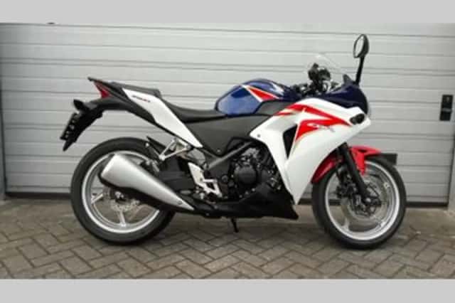 Honda CBR250R (2014) thumbnail 6