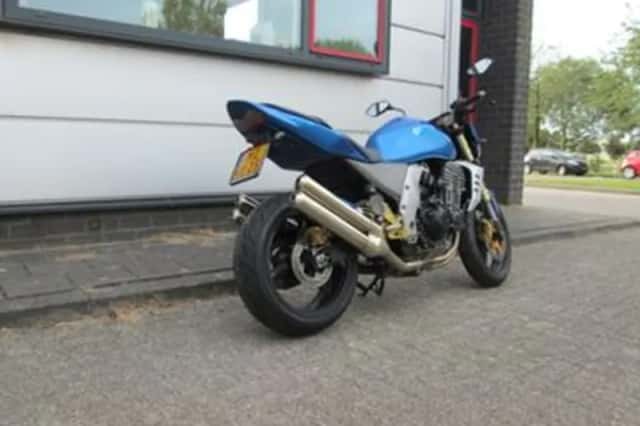 Kawasaki Z1000 (2006) thumbnail 6