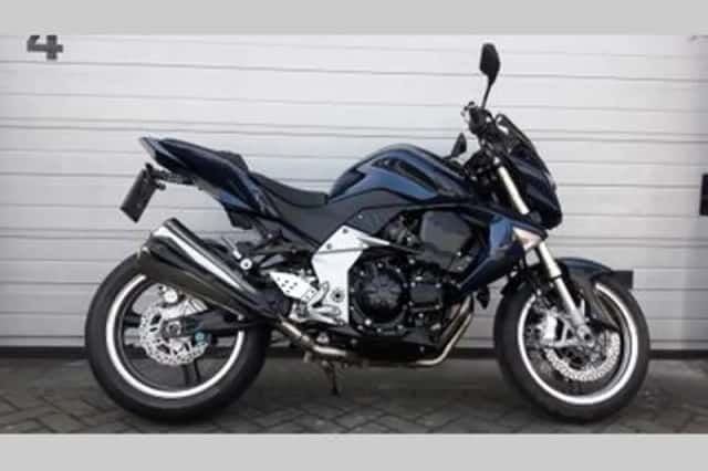 Kawasaki Z1000 (2009) thumbnail 6