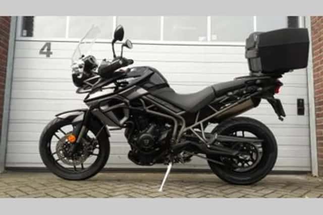 Triumph Tiger 800 XR (2018) thumbnail 1