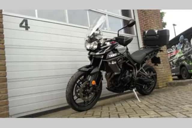 Triumph Tiger 800 XR (2018) thumbnail 2