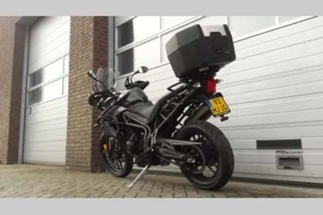Triumph Tiger 800 XR (2018) thumbnail 3