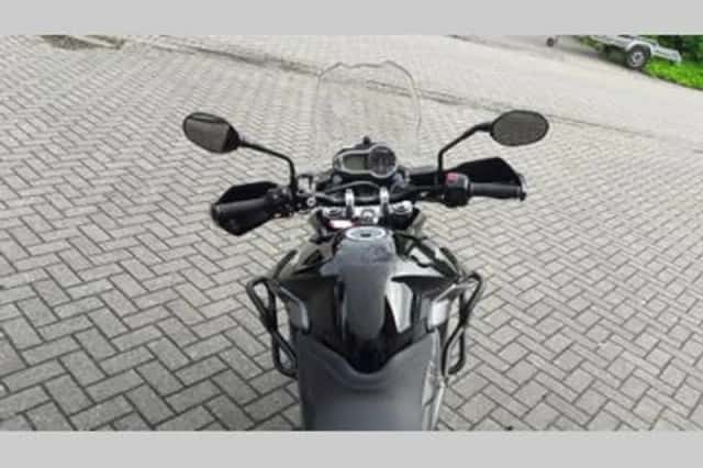 Triumph Tiger 800 XR (2018) thumbnail 4