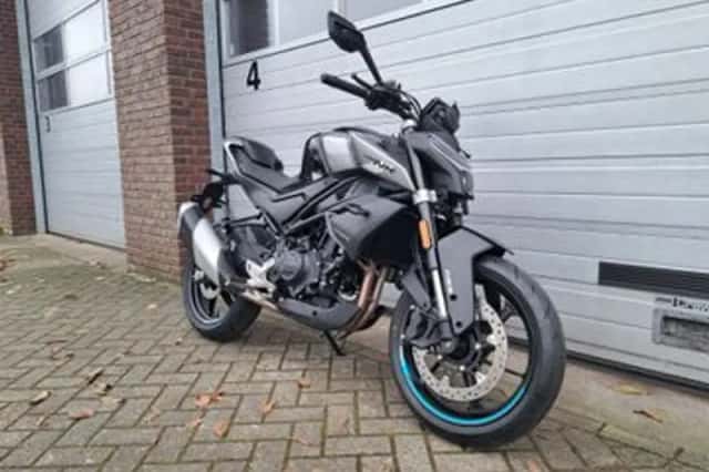 CFMoto 450NK (2026) thumbnail 2