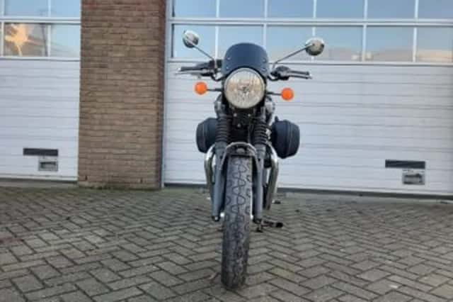 Triumph Bonneville T100 (2019) thumbnail 5