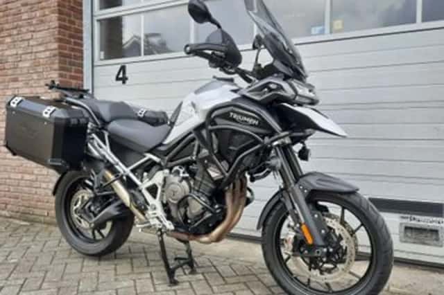 Triumph Tiger 1200 GT (2022) thumbnail 2