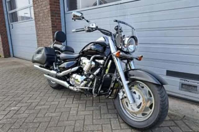 Suzuki Intruder (2005) thumbnail 2