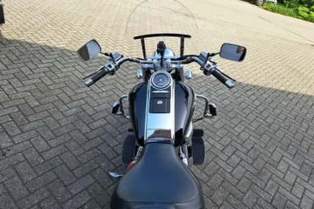 Suzuki Intruder (2005) thumbnail 4