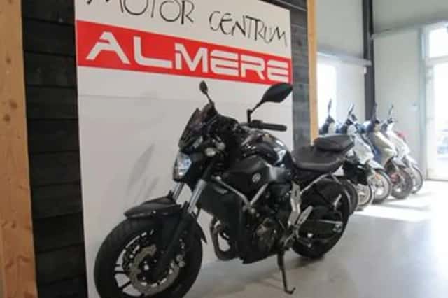 Yamaha MT-07 (2014) thumbnail 2