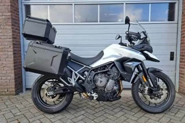 Triumph Tiger 900 GT (2021) thumbnail 1
