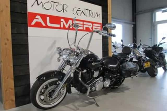 Yamaha XV 1700 Road Star (2004) thumbnail 5
