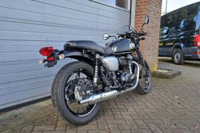 Kawasaki W800 (2020) thumbnail 3