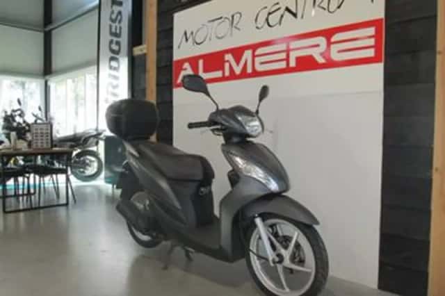 Honda Vision 110 (2017) thumbnail 3