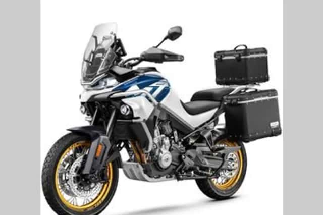 CFMoto 800 MT (2026) thumbnail 2