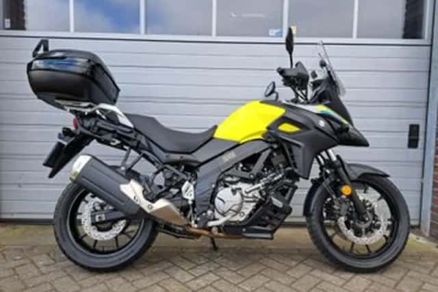 Suzuki V-Strom (2018) thumbnail 1