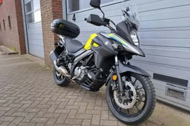 Suzuki V-Strom (2018) thumbnail 2