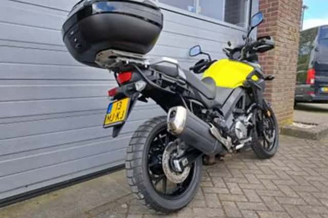 Suzuki V-Strom (2018) thumbnail 3