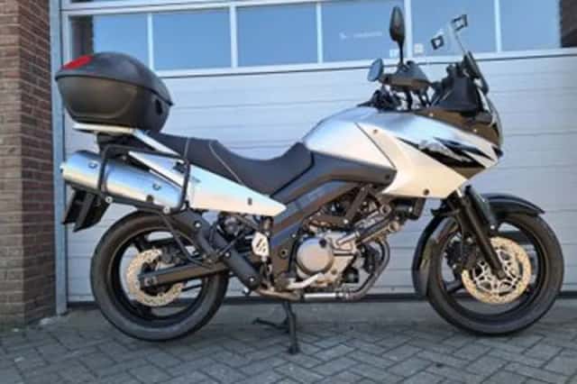 Suzuki V-Strom (2005) thumbnail 1