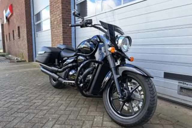 Suzuki C 1500 BT Intruder (2015) thumbnail 2