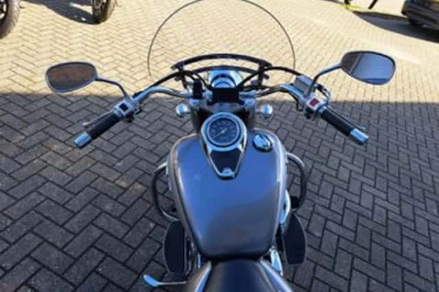 Suzuki C 800 Intruder (2006) thumbnail 4