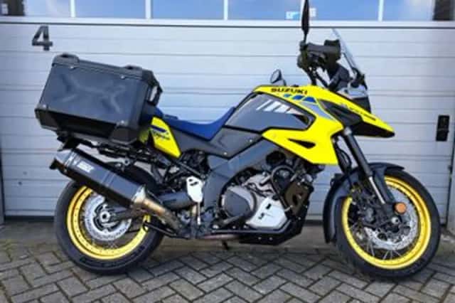 Suzuki V-Strom 1050 (2022) thumbnail 1