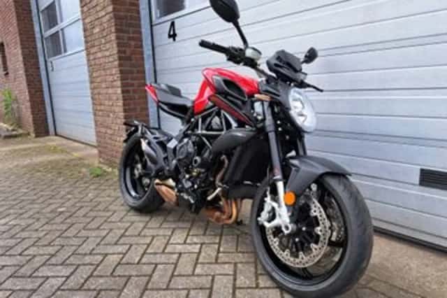 MV Agusta Brutale 800 (2024) thumbnail 2