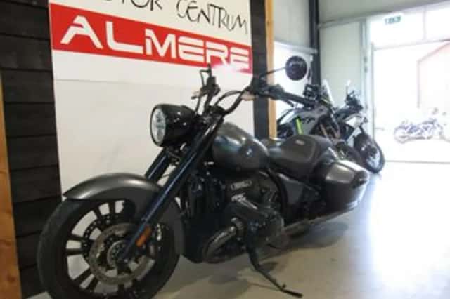 BMW R 18 (2024) thumbnail 2